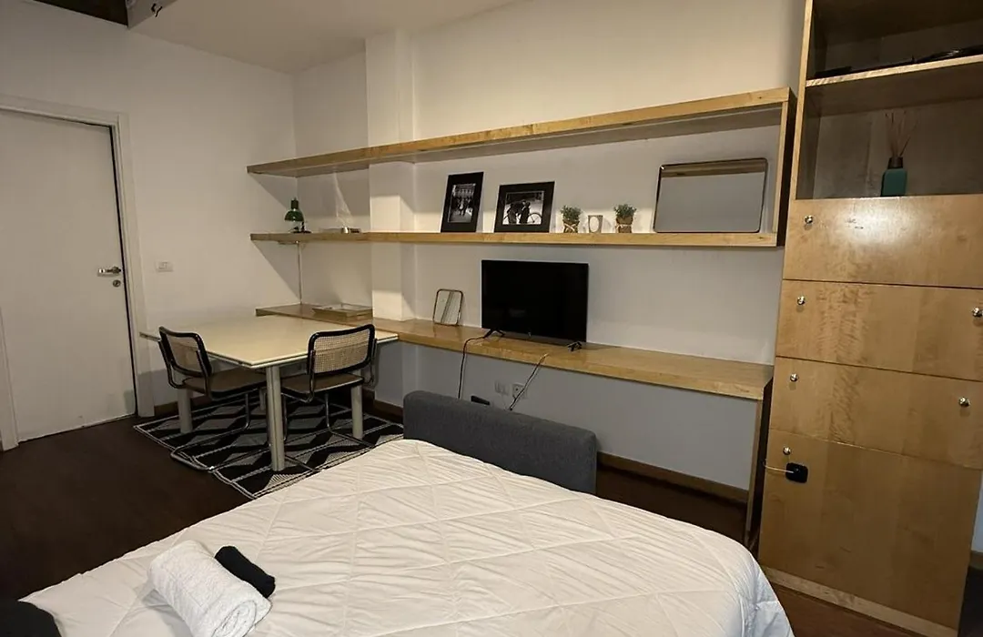 Your Studio @Porta Santo Stefano-1